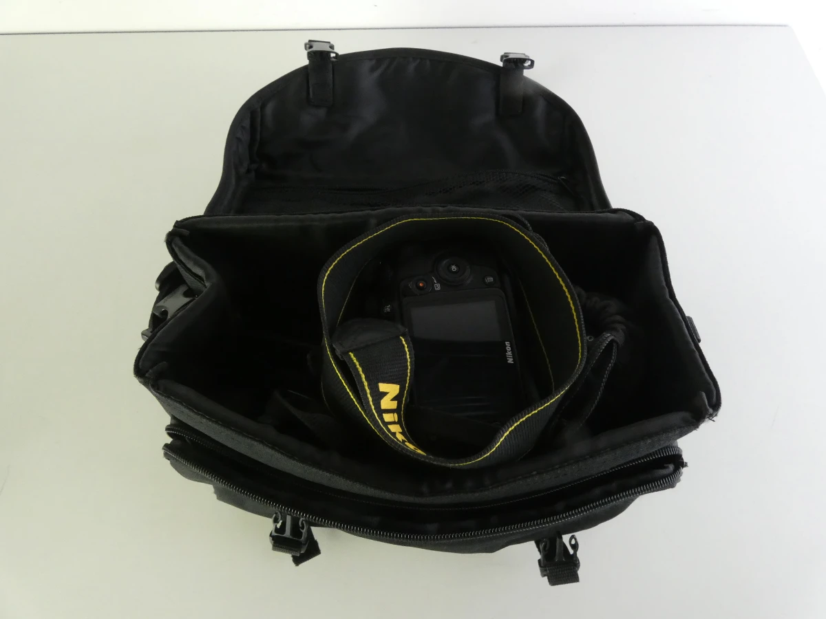 Nikon D3100 spiegelreflexcamera met accessoires en tas - foto 18