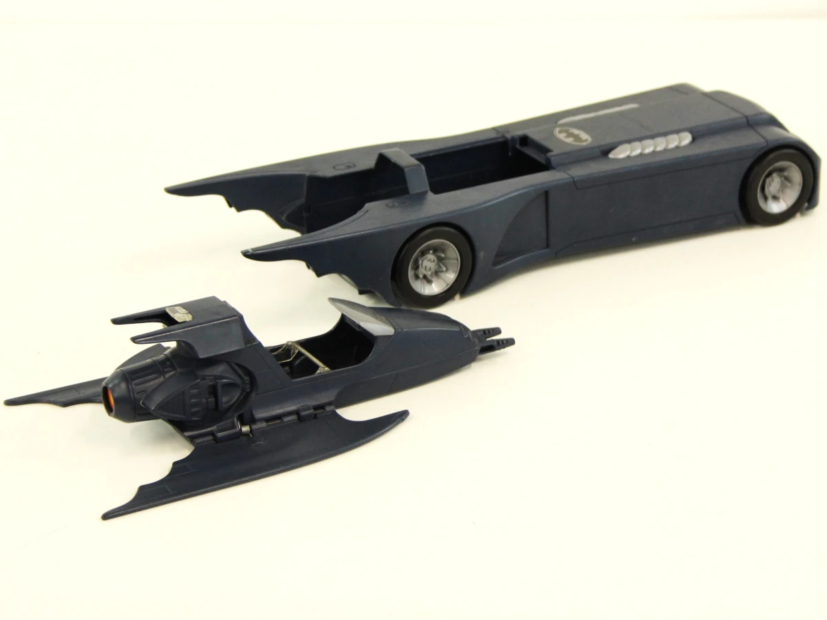 Kenner Batmobile speelgoedauto met vliegtuig uit 1993 - foto 7