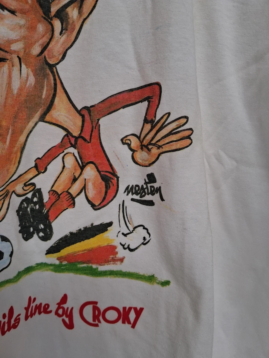 Vintage T-shirt met karikatuur van Dirk Medved door Nesten