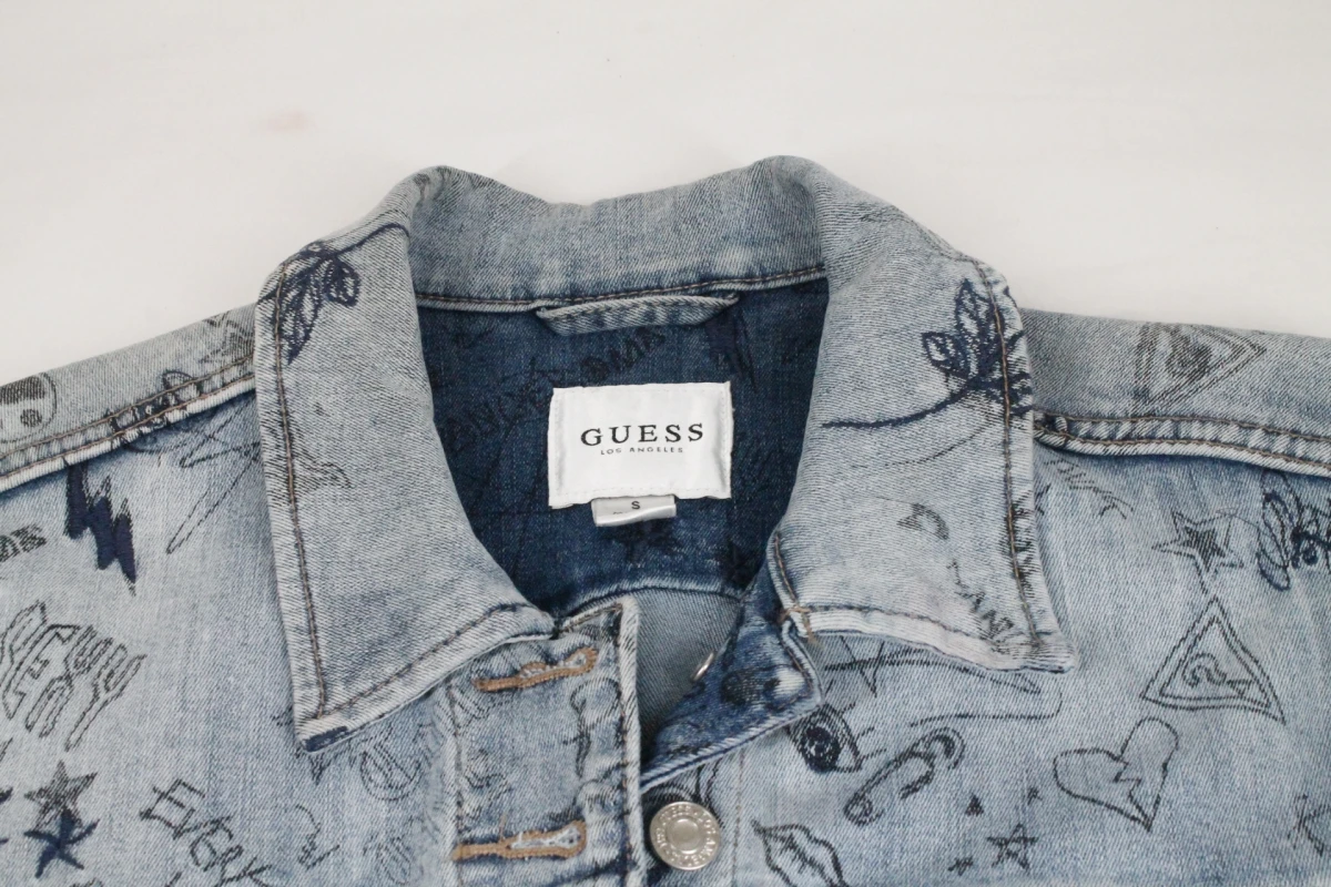 GUESS Doodle Art 90s Icon Denim Jacket - foto 10
