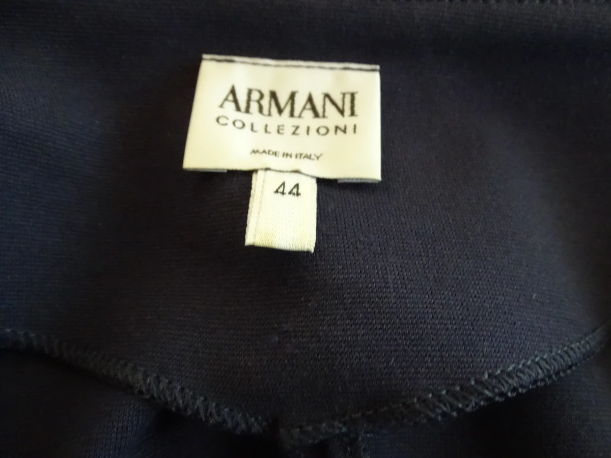 Donkerblauwe jurk gemerkt door Armani - foto 7
