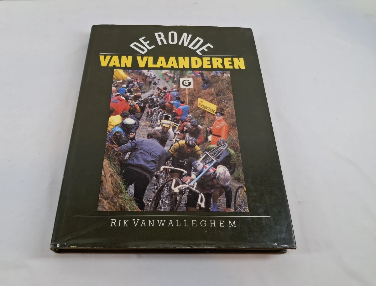 Set van 2 wielerboeken: 100 jaar Tour de France & De Ronde van Vlaanderen - foto 4