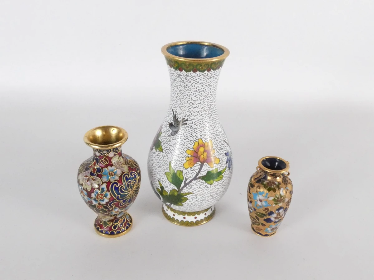 Set van 10 Cloisonné miniatuur vazen en beeldjes - foto 9