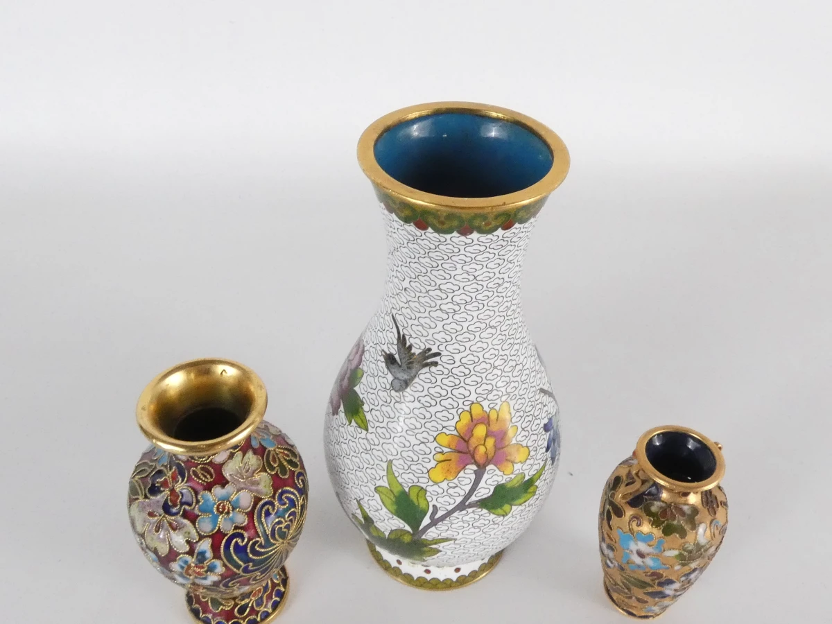 Set van 10 Cloisonné miniatuur vazen en beeldjes - foto 13