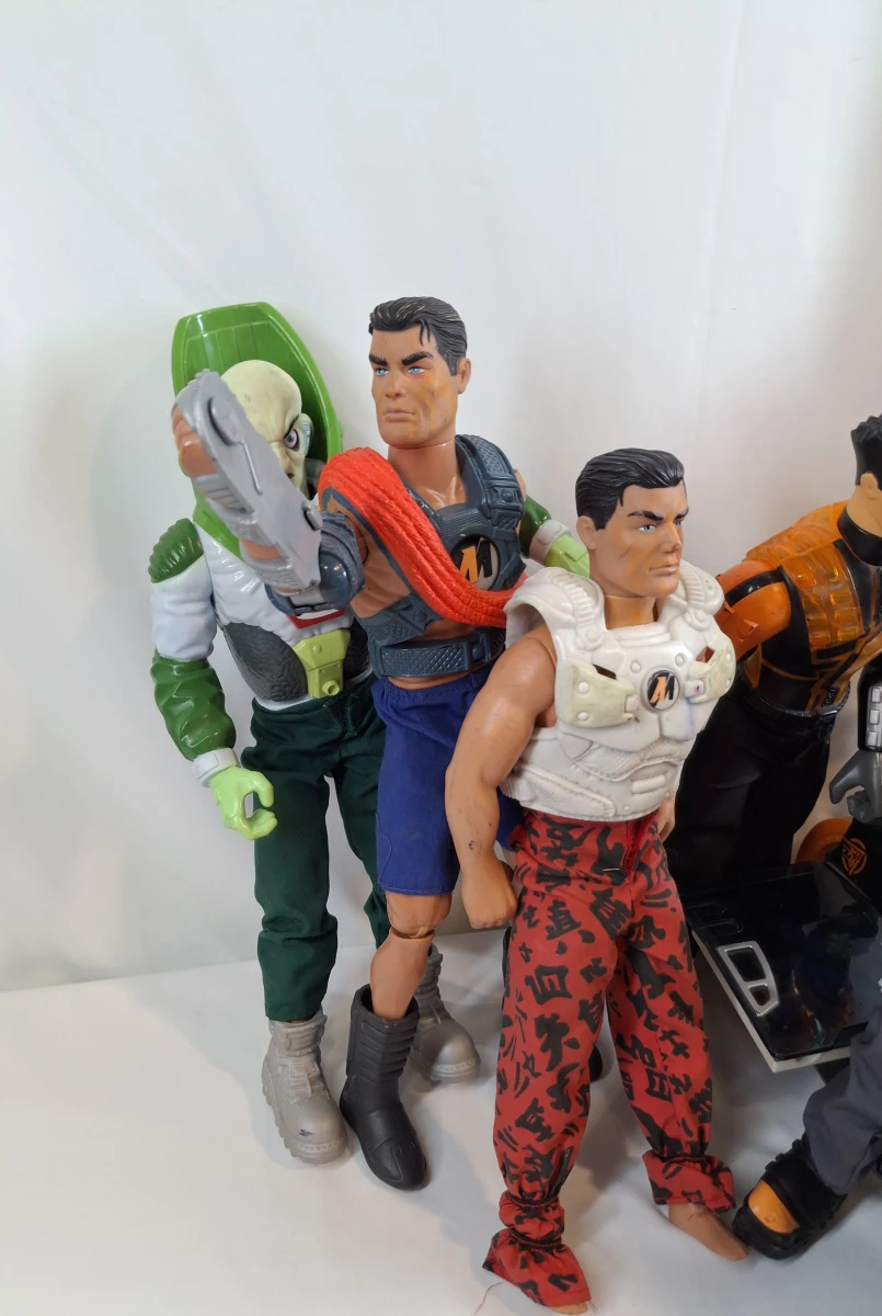 Set van 12 Actionman actiefiguren met voertuig en dinosaurusfiguur - foto 2