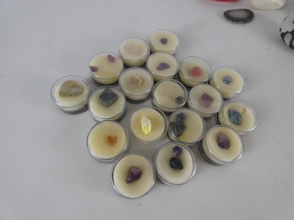 Verzameling mineralen, fossielen en edelstenen - foto 7