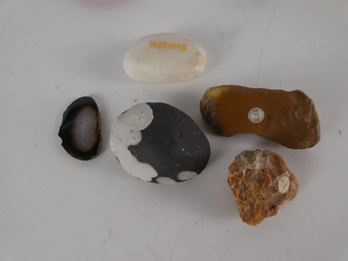 Verzameling mineralen, fossielen en edelstenen - foto 11