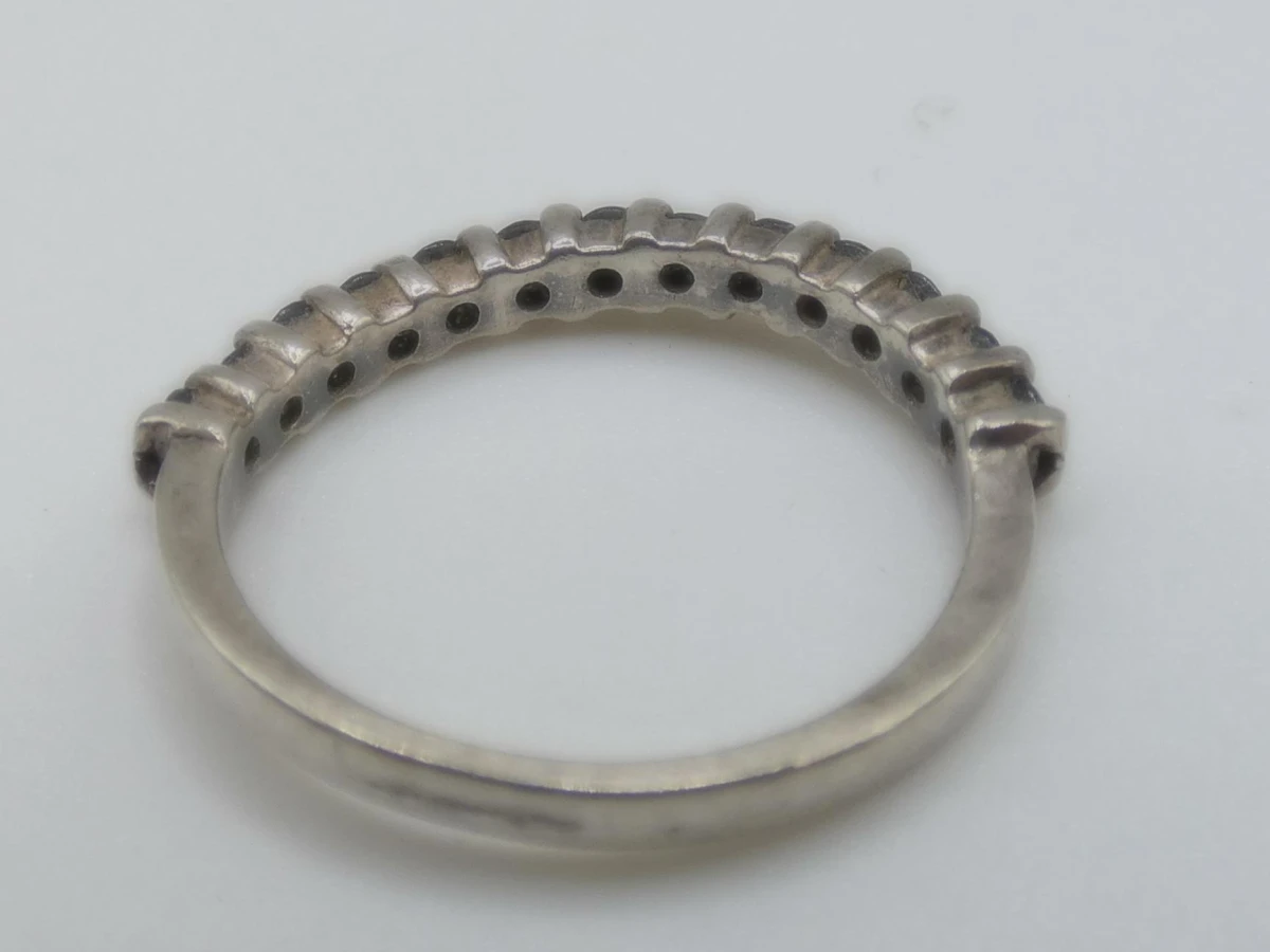 Zilveren ring met zwarte steentjes maat 56 - foto 2