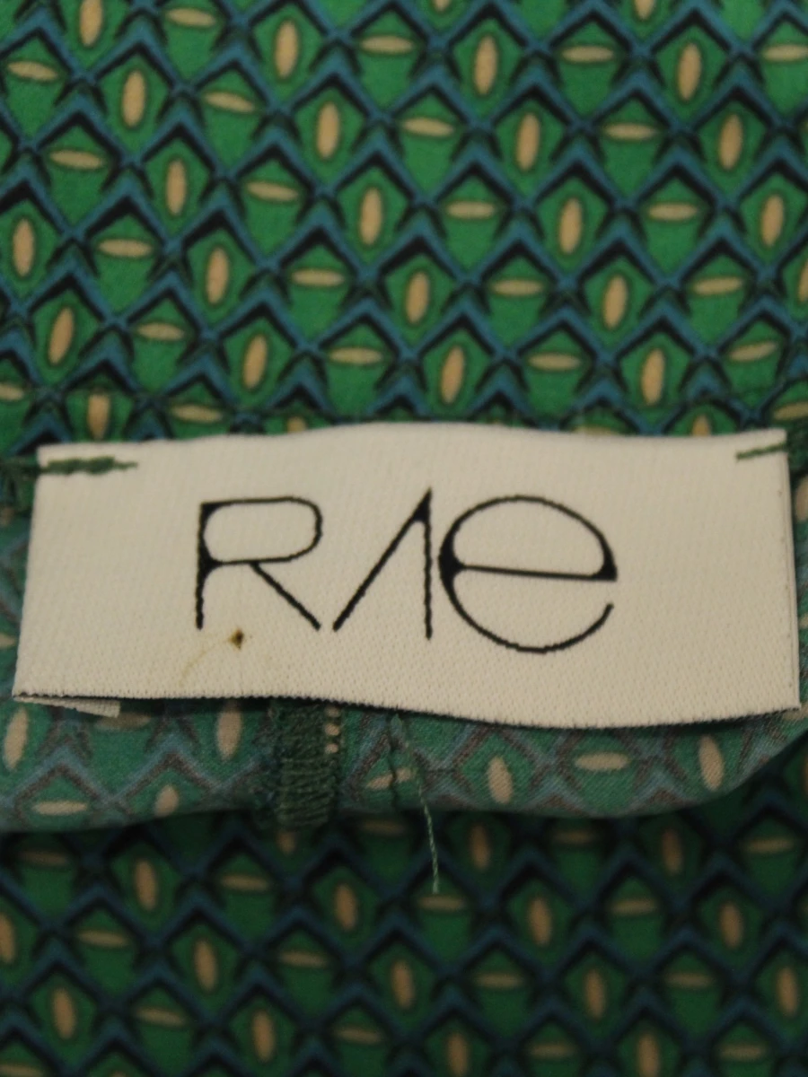 RAE Antwerp elegante wijde damesbroek in soepelvallende stof in peacockkleur met paisley patroon - foto 9