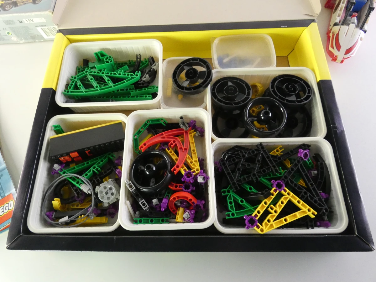 Diverse LEGO Technic, Znap en Racers bouwsets - foto 12