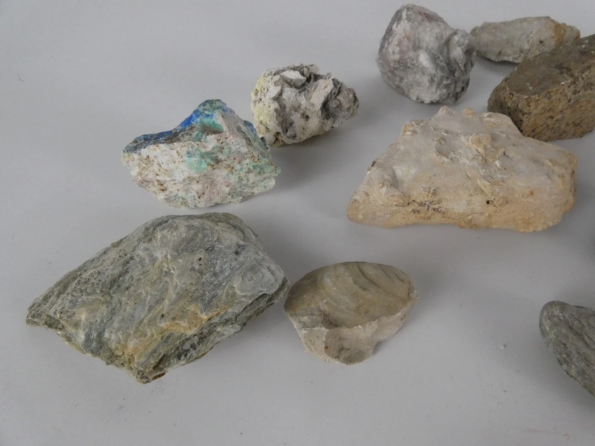 Verzameling diverse mineralen en gesteenten - foto 5