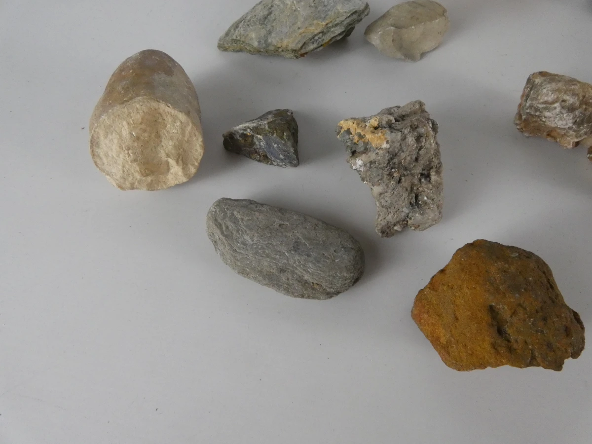 Verzameling diverse mineralen en gesteenten - foto 6