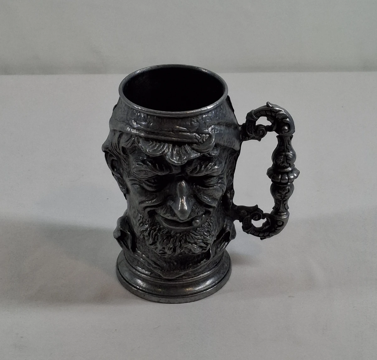 Set van 5 vintage tinnen expressieve gezichtsbekers - foto 4