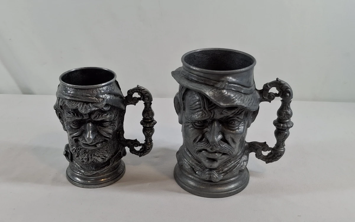 Set van 5 vintage tinnen expressieve gezichtsbekers - foto 9