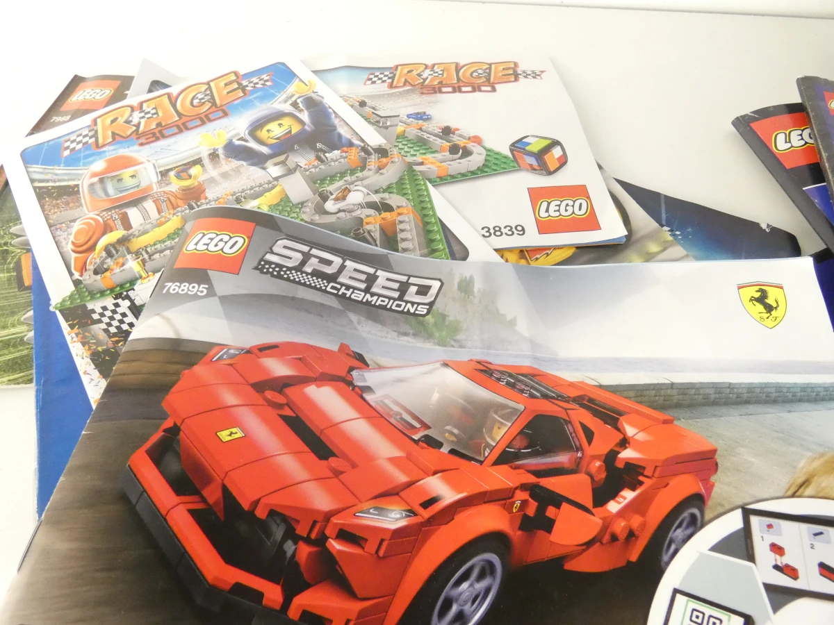 Diverse LEGO bouwinstructies en handleidingen(137 stuks) - foto 6