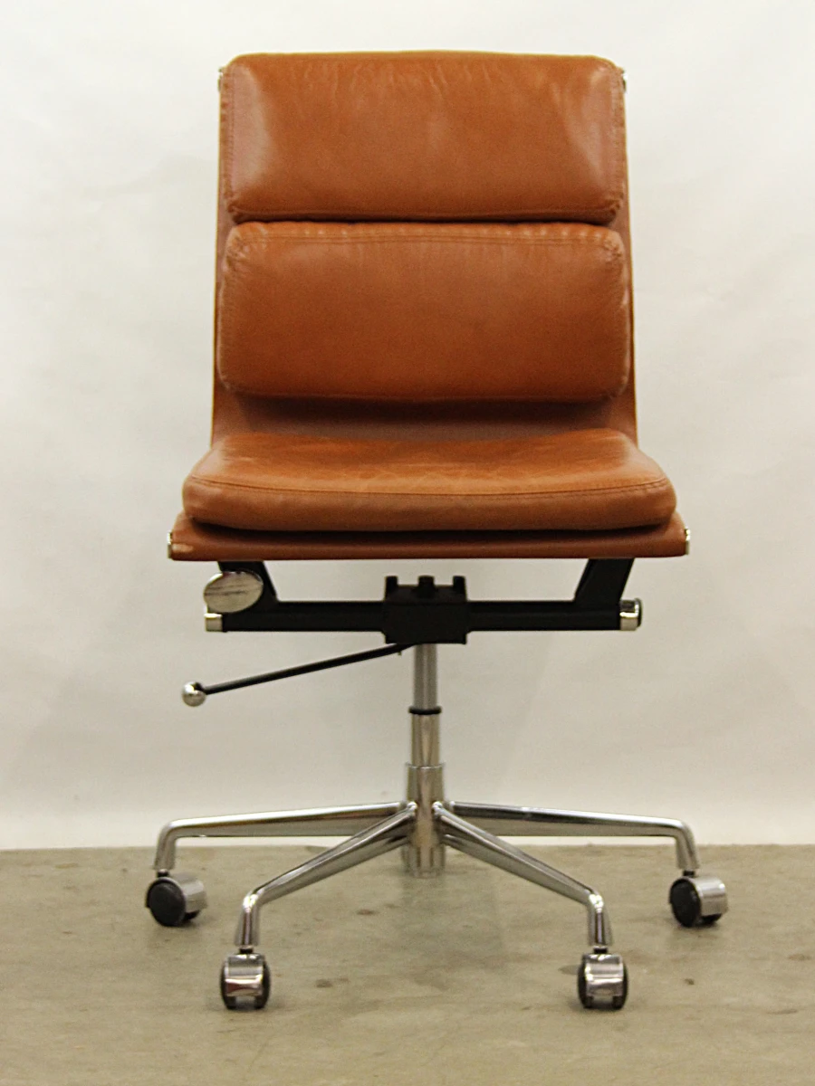Vintage cognackleurige leren bureaustoel op chroom onderstel – verstelbaar – jaren 60/70 stijl - foto 2