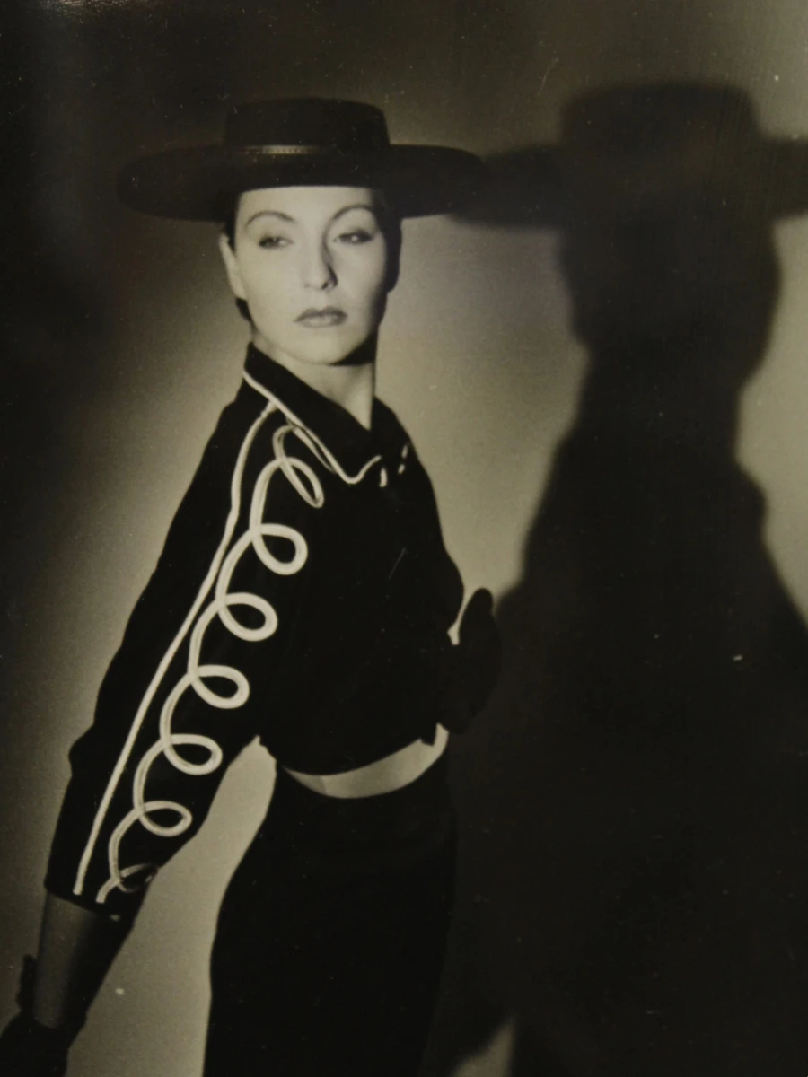 Artistiek duo van zwart-wit foto's van fotografen Charles d'Hont & Horst P. Horst - foto 8