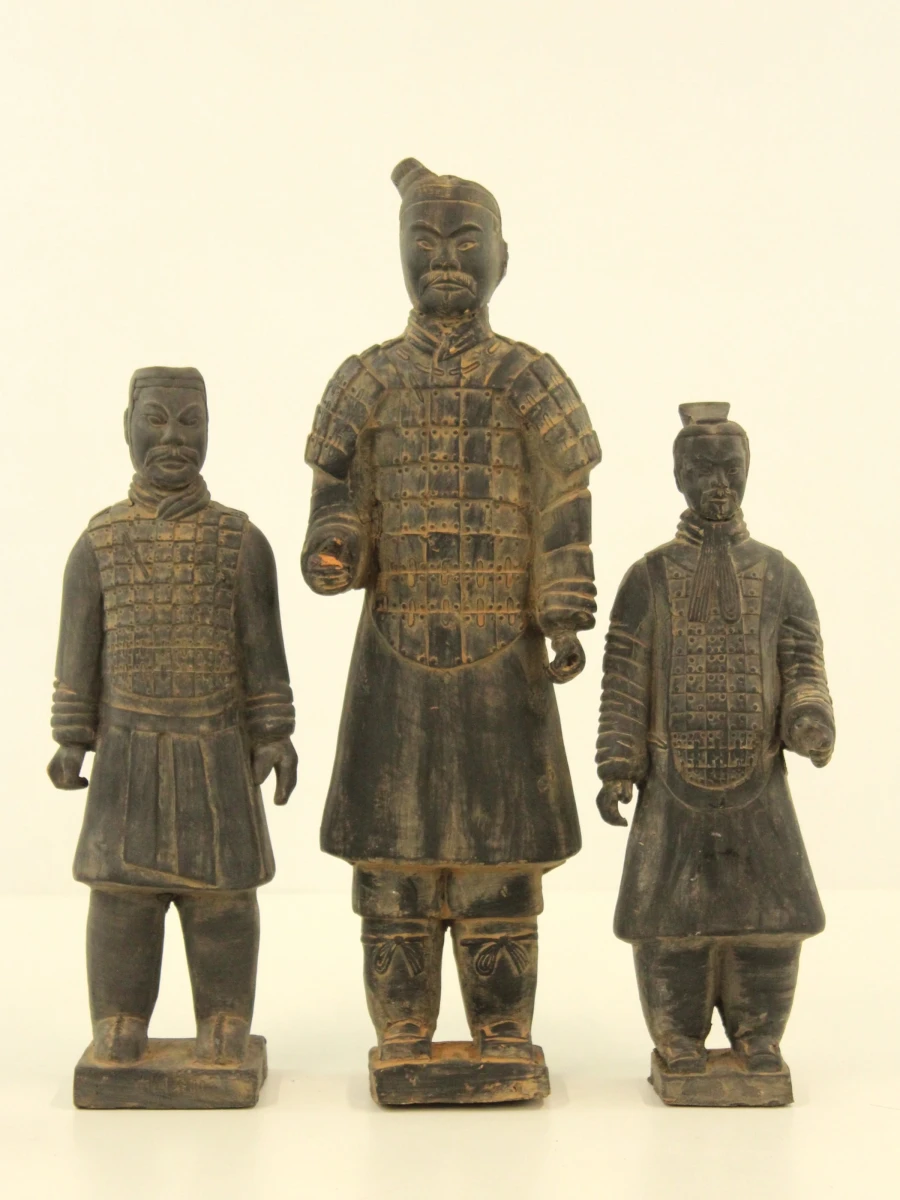 Set van 9 verschillende terracotta krijgers - geïnspireerd op het Chinese Terracottaleger - foto 2