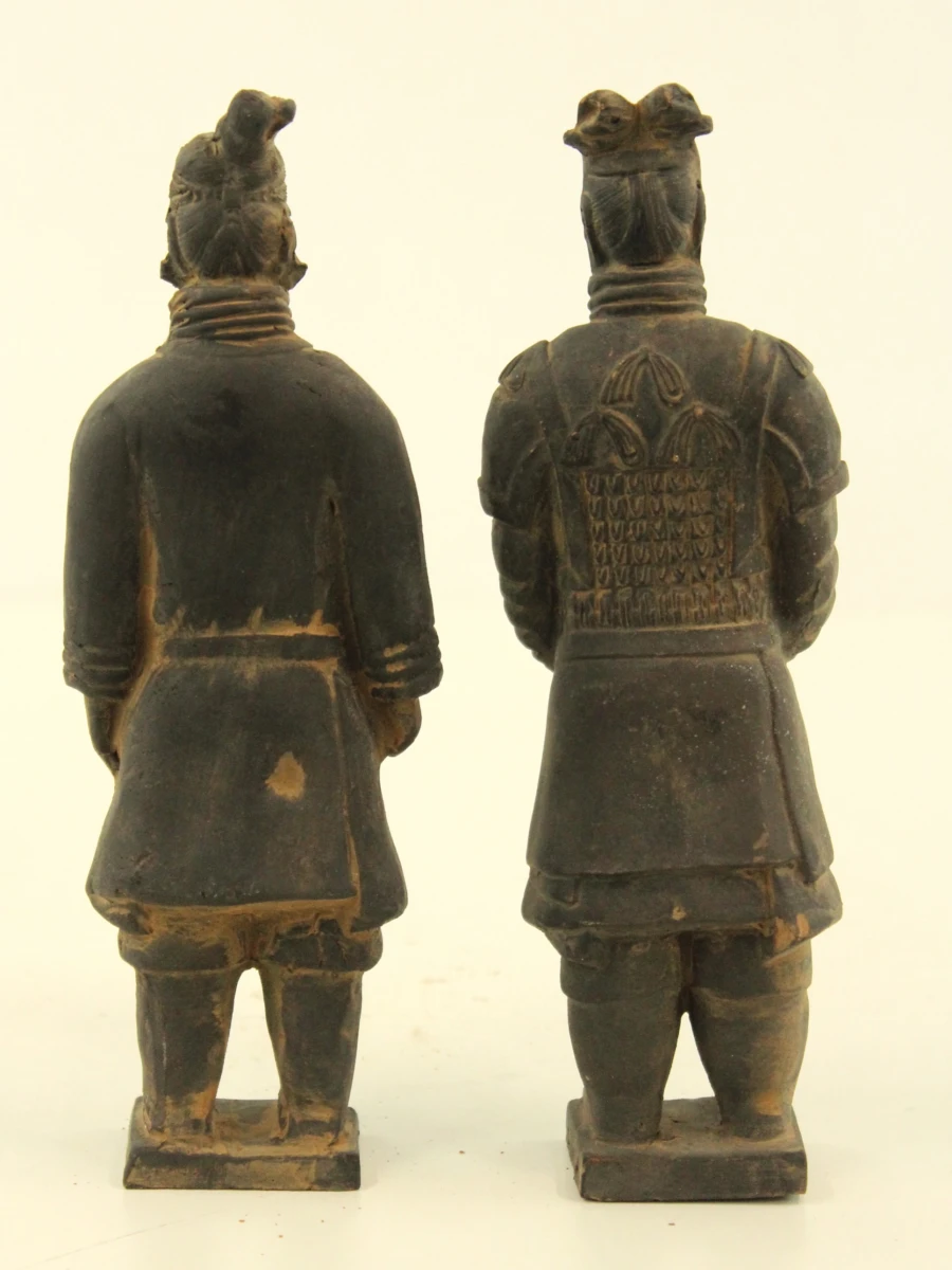 Set van 9 verschillende terracotta krijgers - geïnspireerd op het Chinese Terracottaleger - foto 13