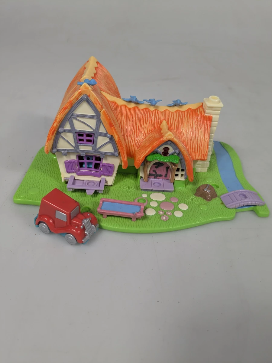 2 verschillende polly pocket sets met Sneeuwwitje, Cruella, dwergen en Dalmatiërs - foto 2