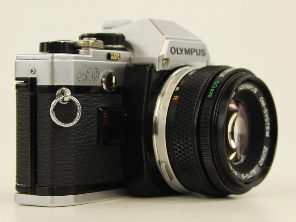 Olympus OM-10 analoge camera met 50 mm lens - foto 3