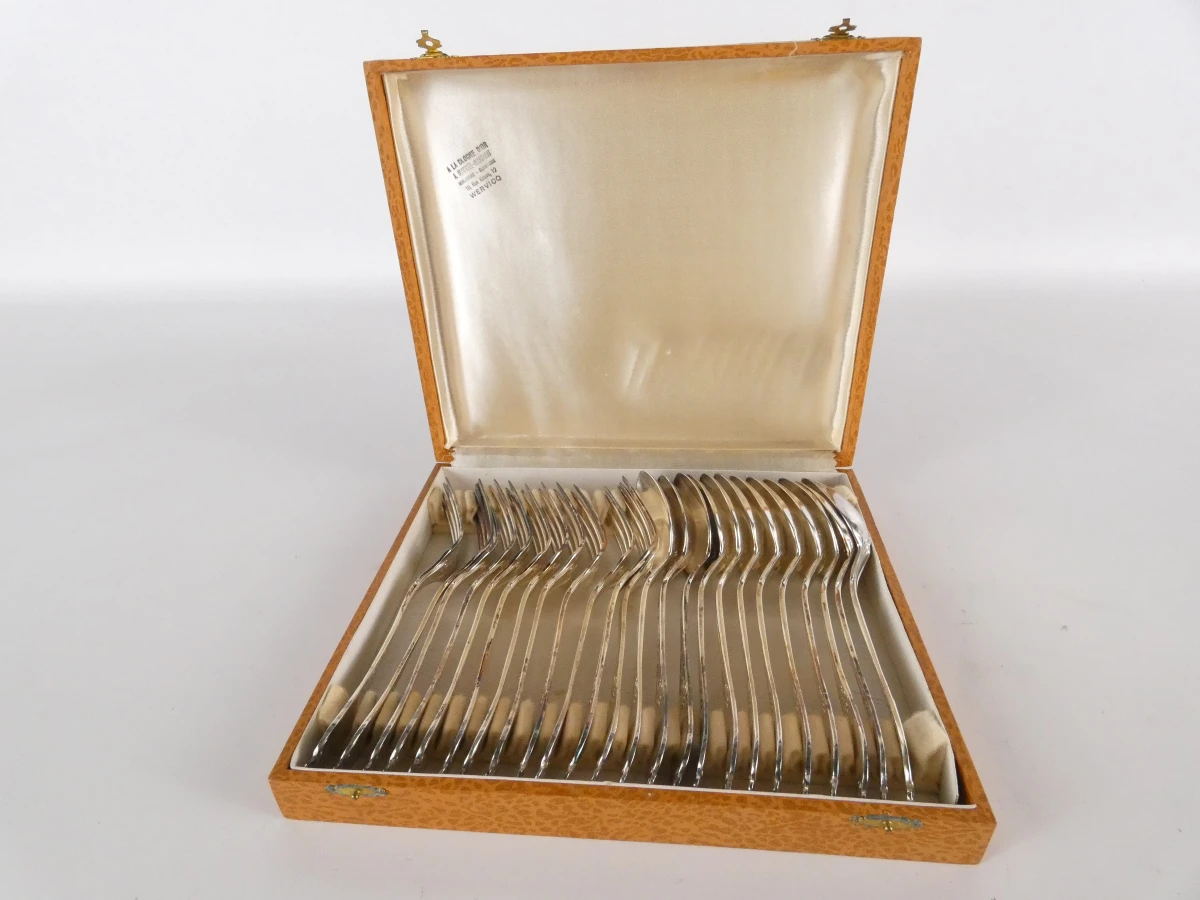 Partij van 3 vintage besteksets - foto 2