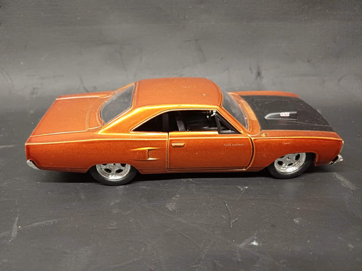 Lot van 6 Fast & Furious modelauto's - foto 10