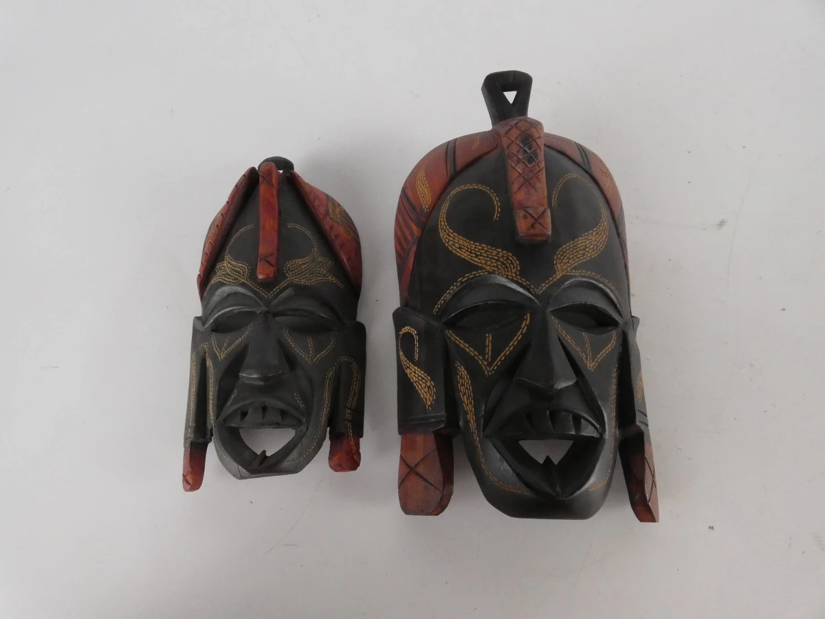 Set van 5 Afrikaanse houten maskers en houder(1992) - foto 2