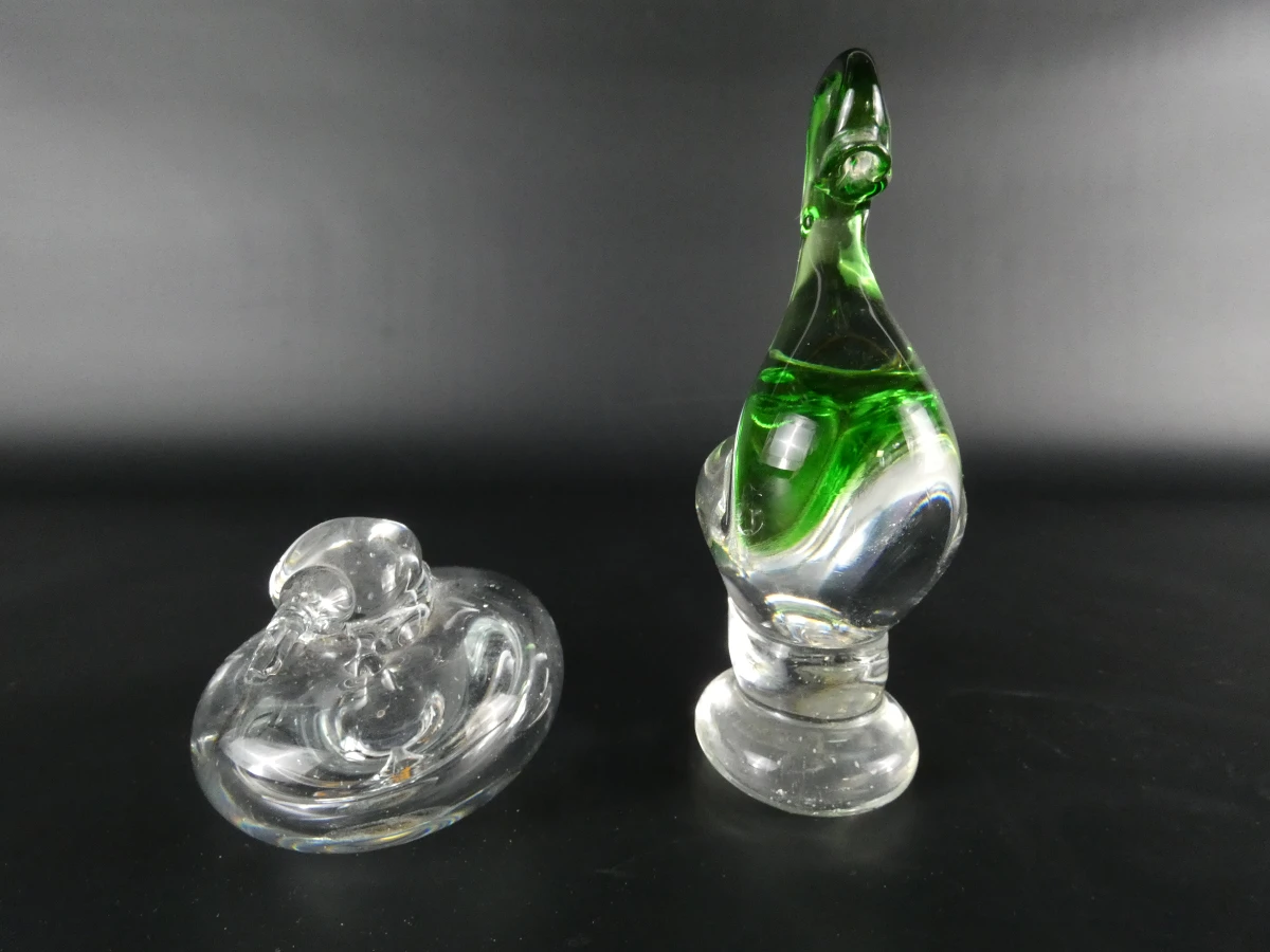 Set van 7 decoratieve glazen vogelfiguren. - foto 19