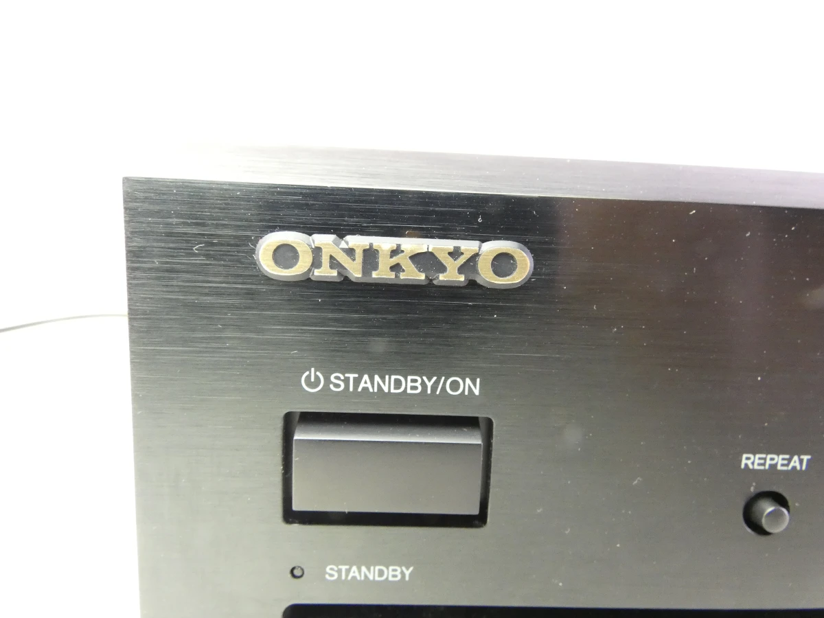 Onkyo DX-C390 6-cd-wisselaar – kavel bij De Kringwinkel, Heverlee