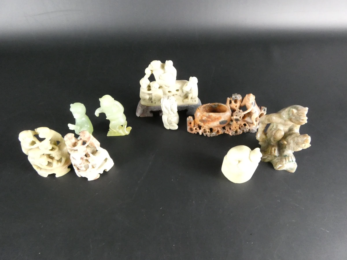 Set van 9 Chinese beeldjes en sculpturen - foto 2