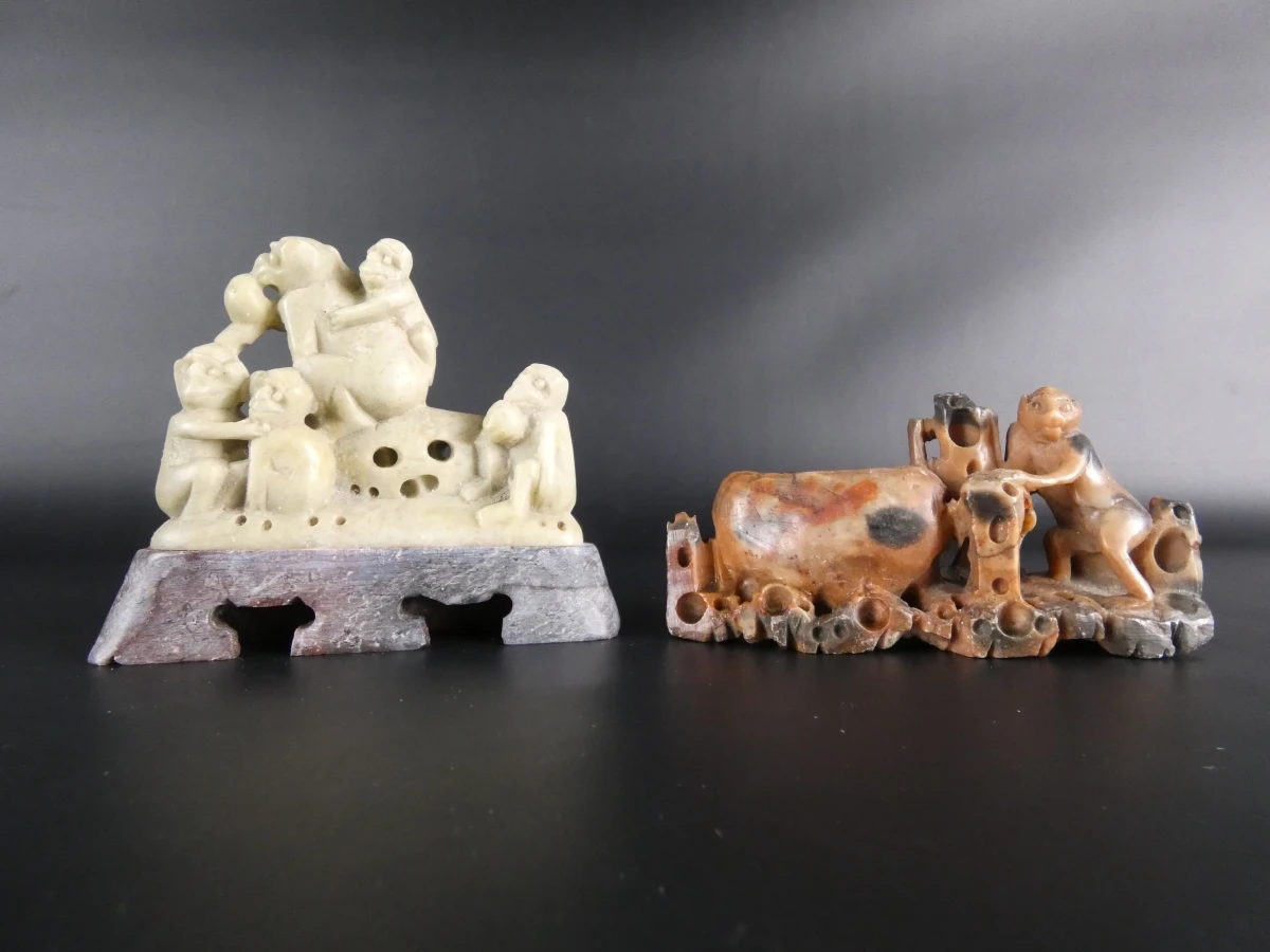 Set van 9 Chinese beeldjes en sculpturen - foto 3