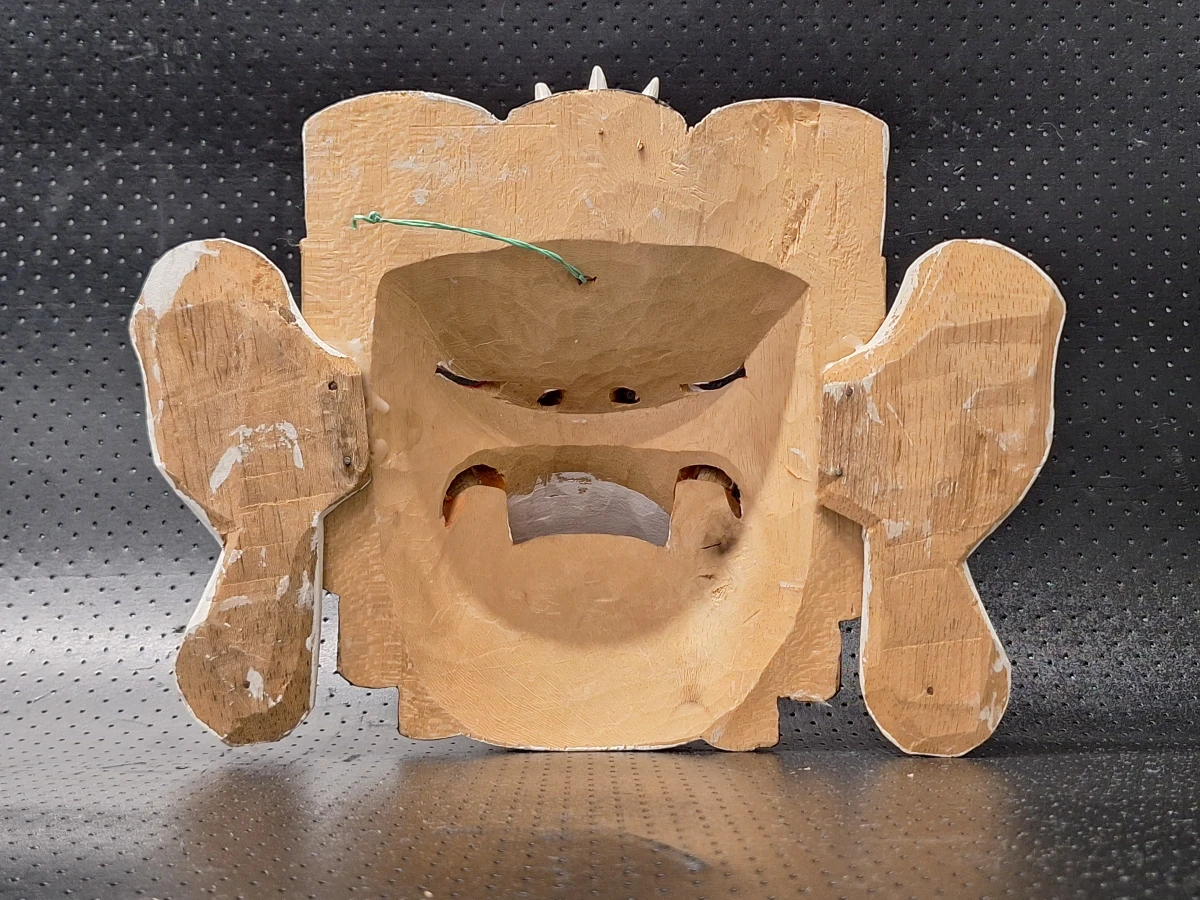 Driedelige set handgesneden Balinese maskers van hout - foto 16