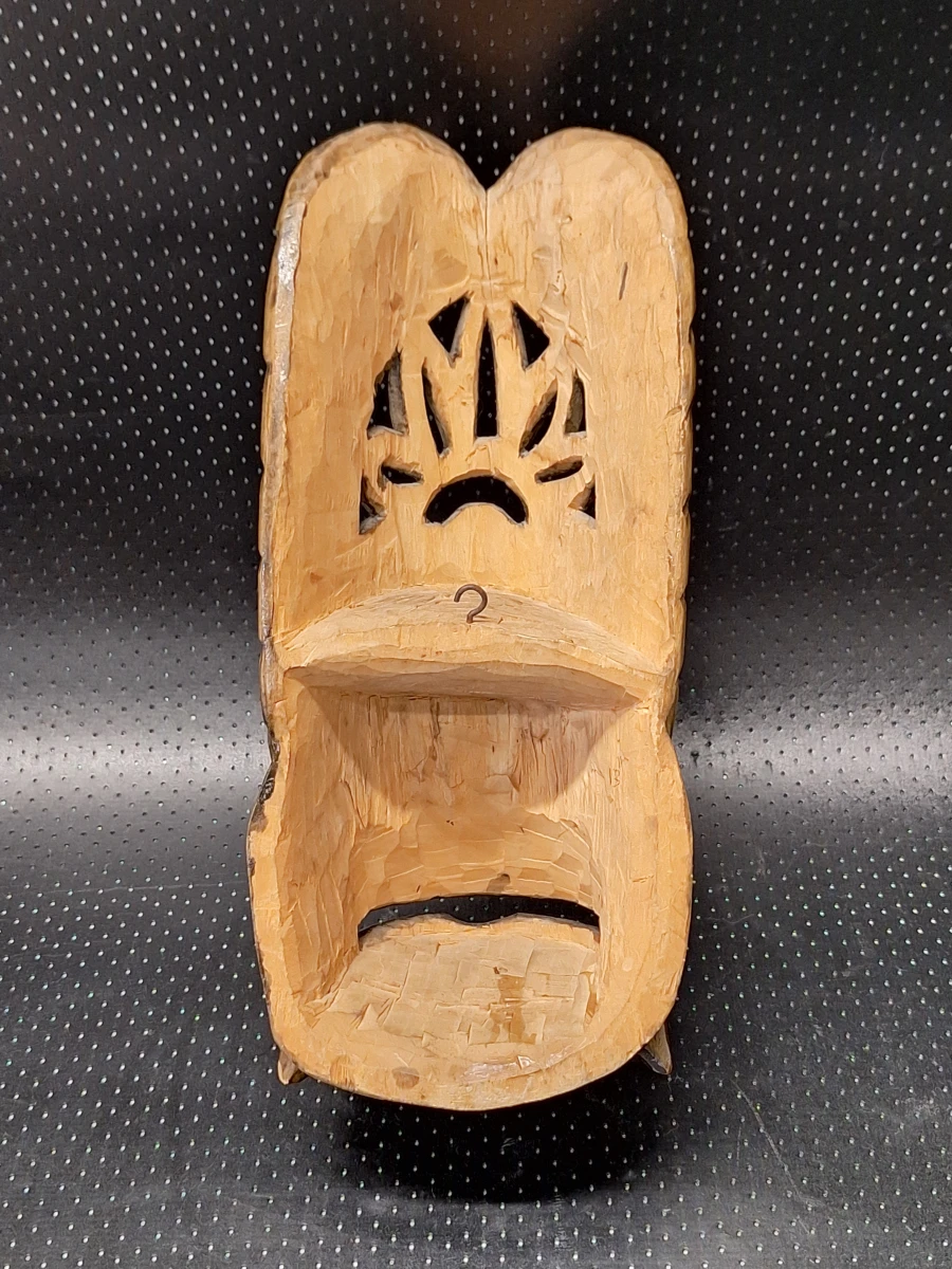 Driedelige set handgesneden Balinese maskers van hout - foto 5