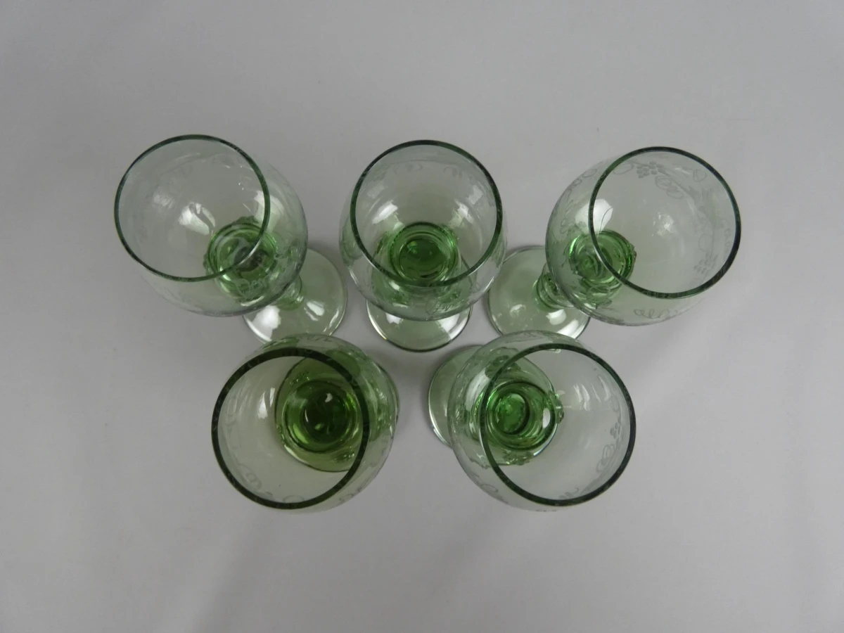 5 groene wijnglazen - foto 4