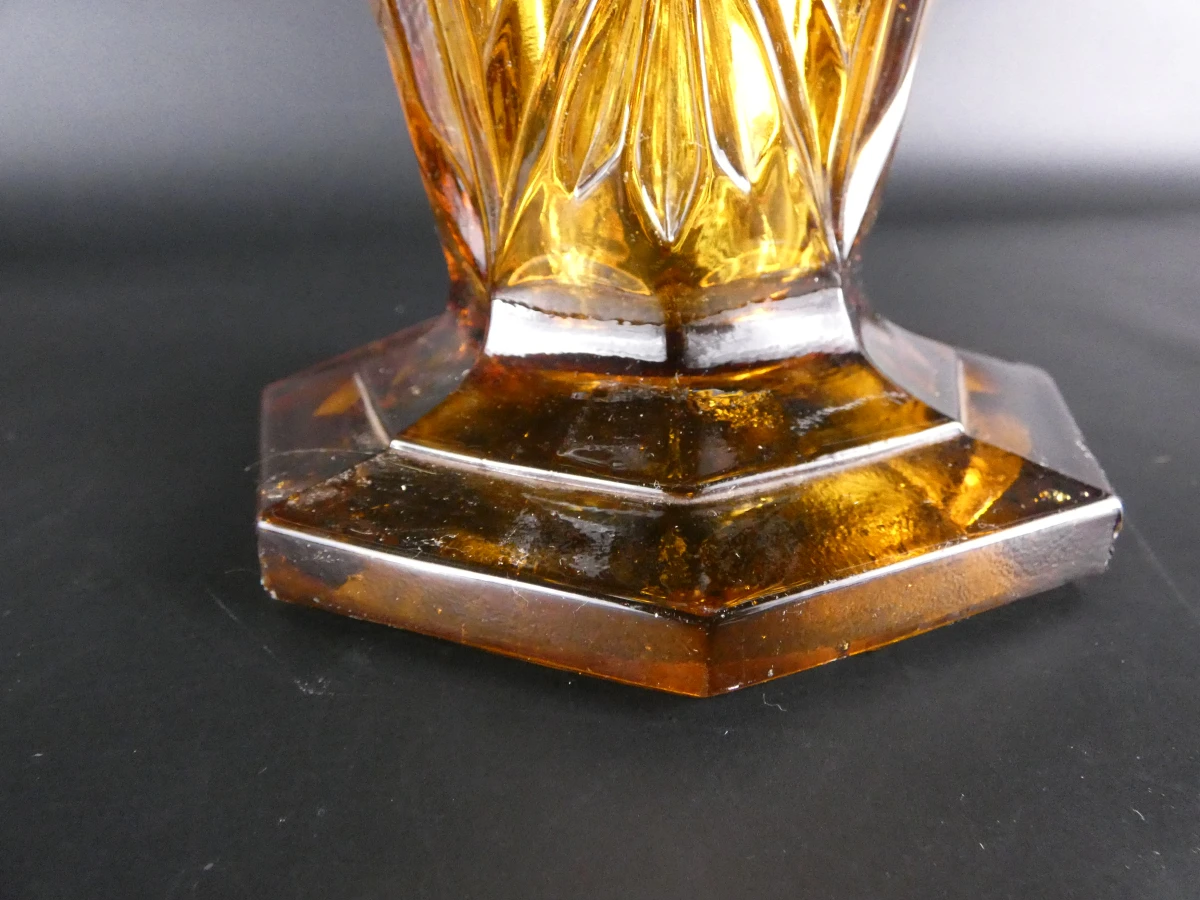 Vintage amberkleurige Art Deco glazen vaas met pique-fleurs - foto 6