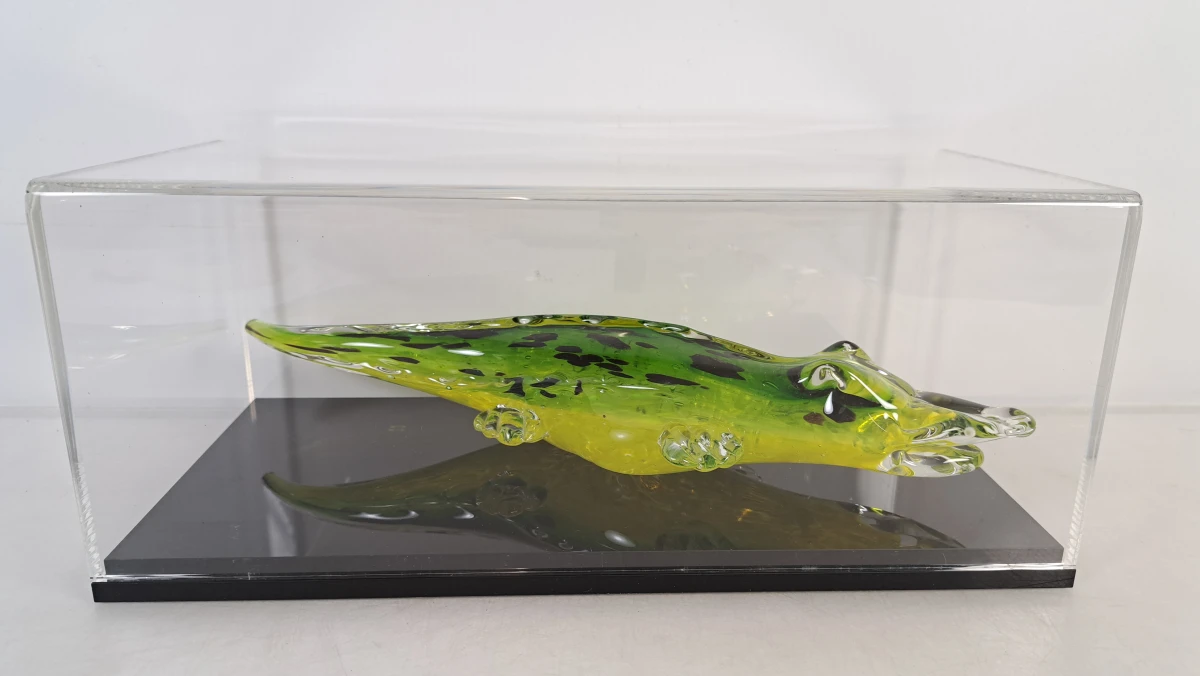 Murano stijl glazen krokodil in acryl box - foto 5