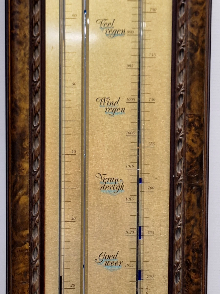 Vintage wandbarometer met thermometer in decoratieve houten lijst - foto 4