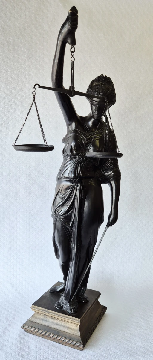 Bronzen beeld van Vrouw Justitia - foto 3