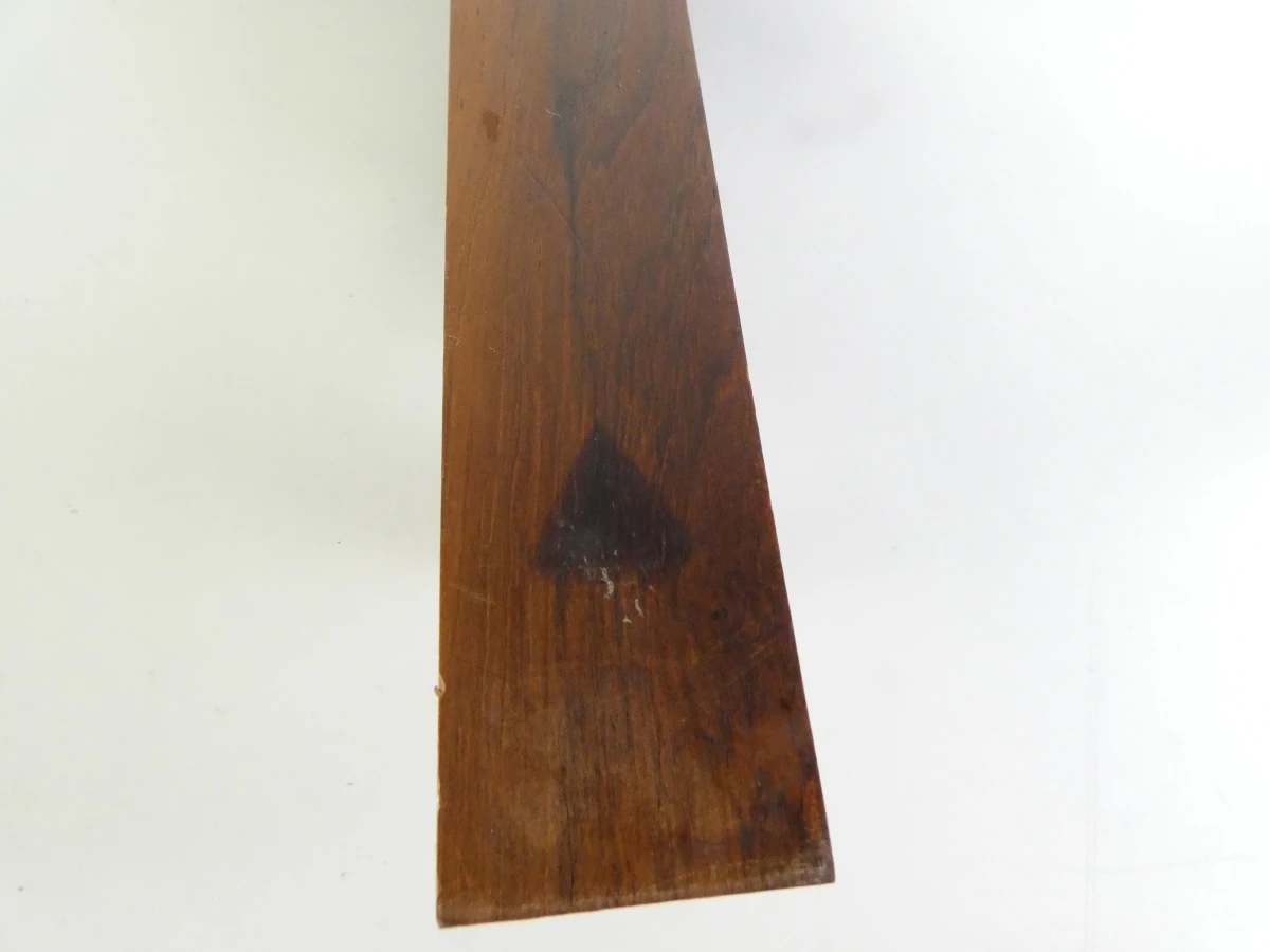 Vintage houten crucifix met gestileerde Christusfiguur - foto 7