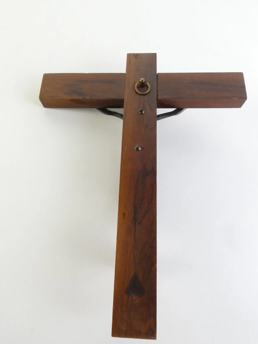 Vintage houten crucifix met gestileerde Christusfiguur - foto 12