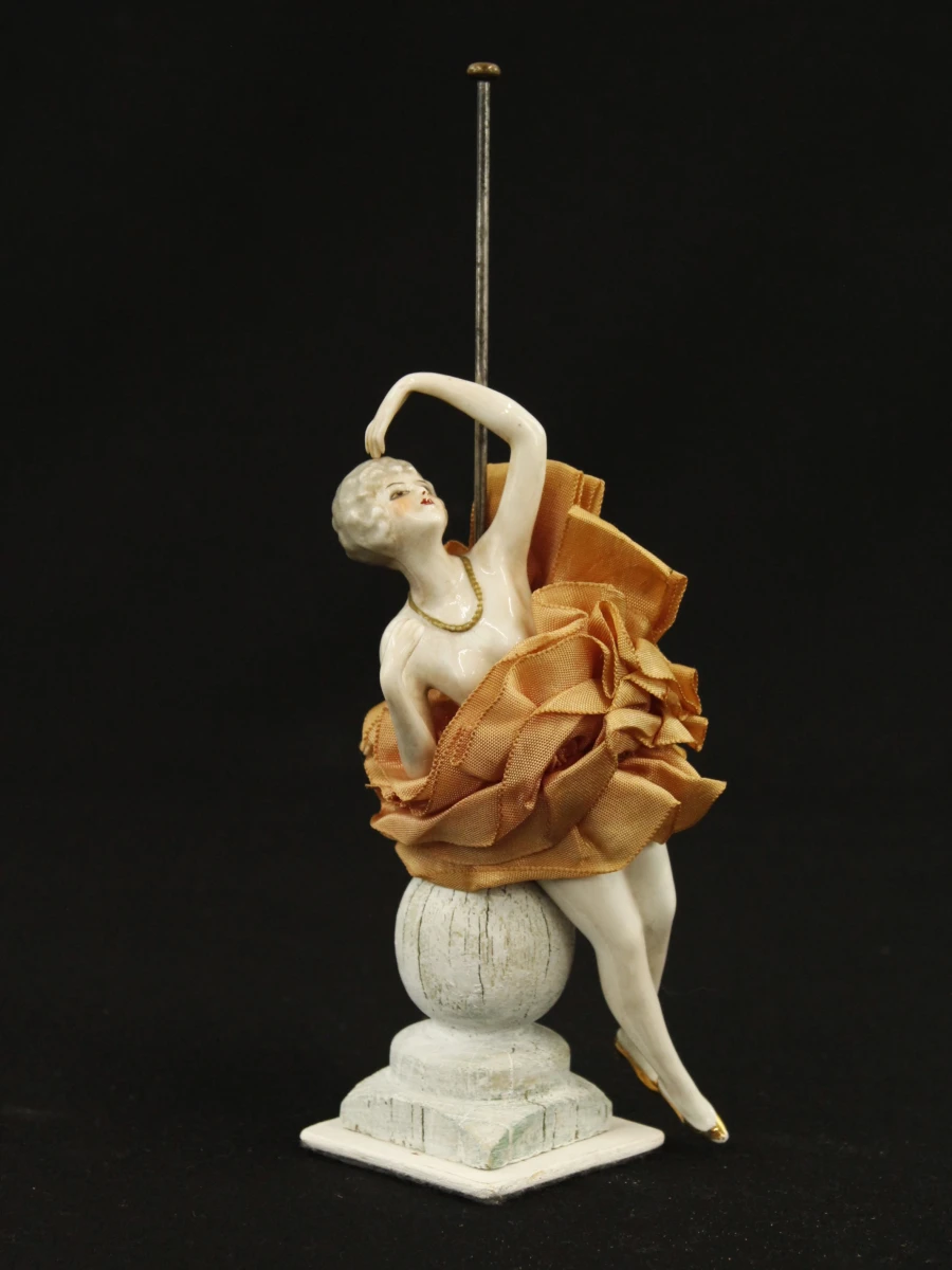 Lot van 4 Antieke Porseleinen 'Half-Dolls' – Art Deco, ca. 1920/1930 - foto 11