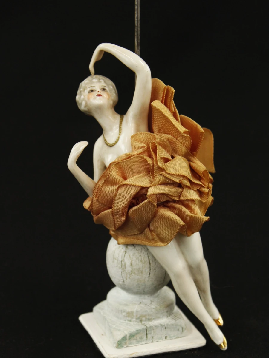 Lot van 4 Antieke Porseleinen 'Half-Dolls' – Art Deco, ca. 1920/1930 - foto 12