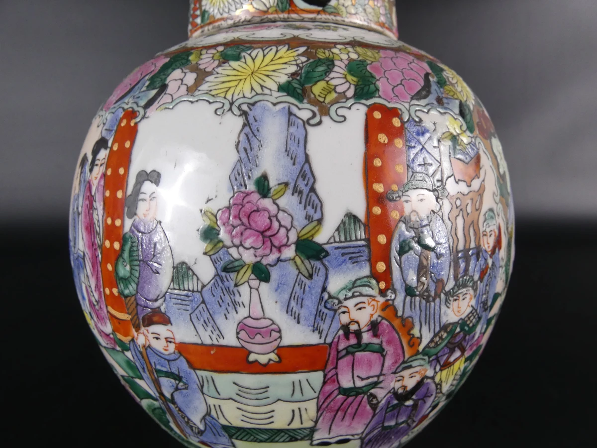 Set van 2 Chinese dekselvazen met kleurrijke decoratie - foto 14