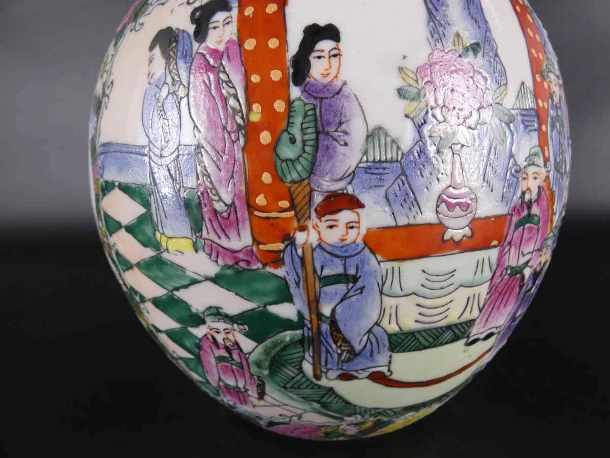 Set van 2 Chinese dekselvazen met kleurrijke decoratie - foto 16
