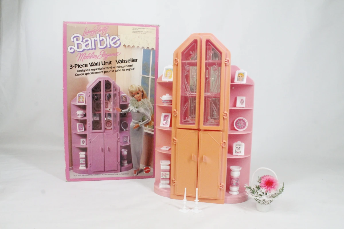 Vintage Living Pretty Barbie 3-Piece Wall Unit – kavel bij De Kringwinkel, Brecht