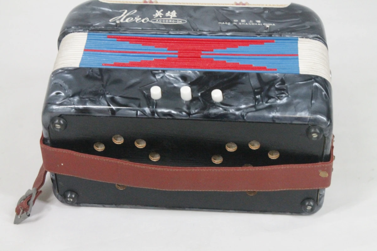 Vintage Hero speelgoedaccordeon - foto 5