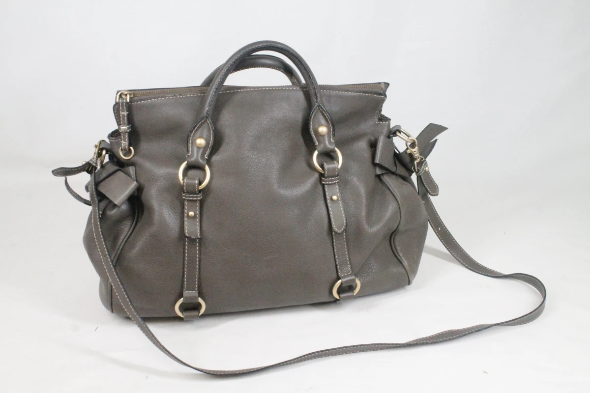 Authentieke Miu Miu Vitello Lux Bow Bag - foto 2