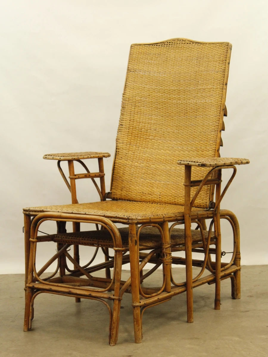 Antieke verstelbare rotan ligstoel met uitschuifbare voetensteun - ca. 1920–1930 - foto 5
