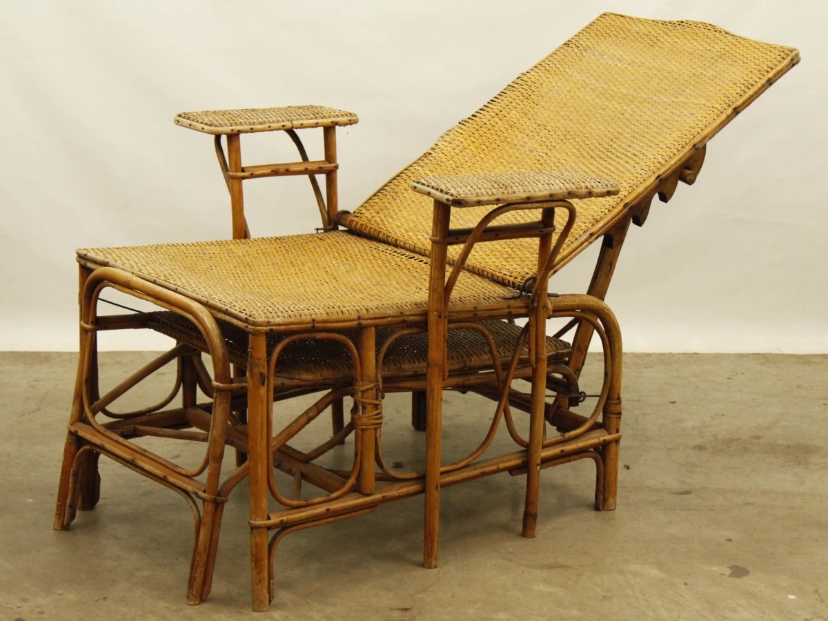 Antieke verstelbare rotan ligstoel met uitschuifbare voetensteun - ca. 1920–1930 - foto 15